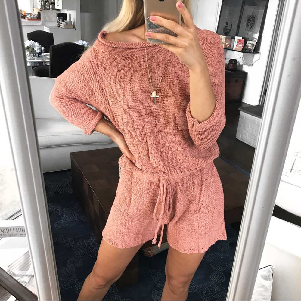 🆕 ROSE KNIT CAPRI SLEEVE OPEN SHOULDER ROMPER! - Picture 3 of 10